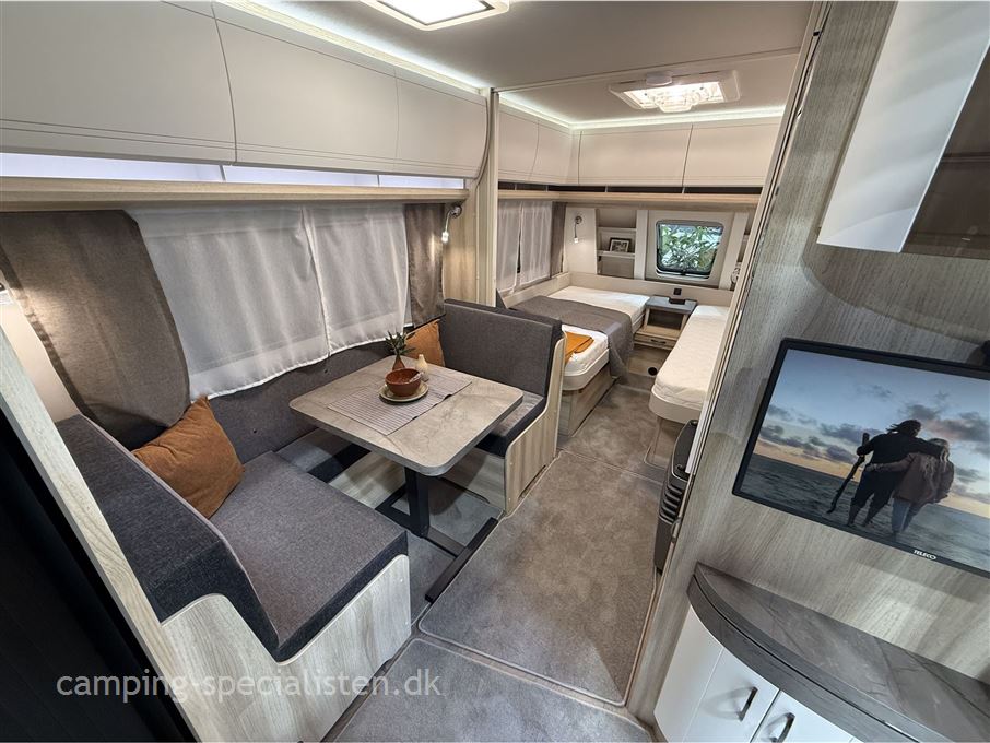 Hobby De Luxe DK-Line 460 SL